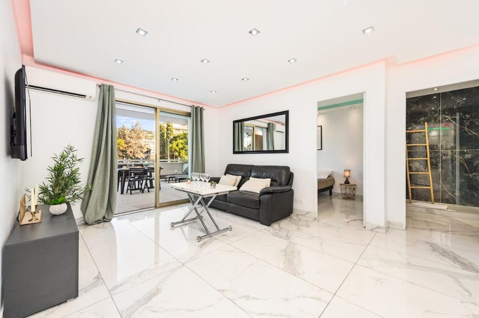Mimosas Lovers Apartment in Cannes