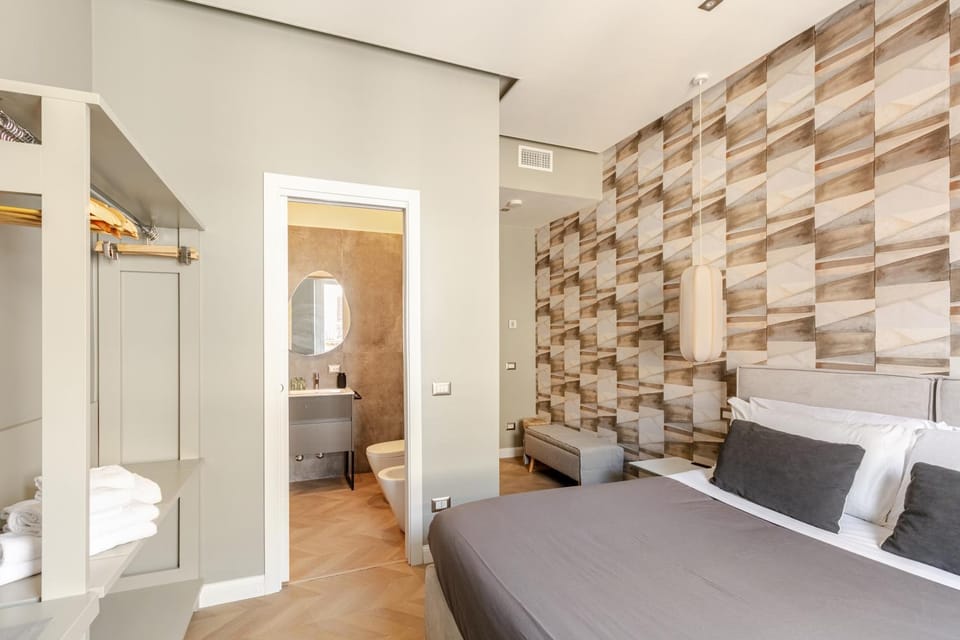 Toilet, Bed, Bathroom, Bedroom