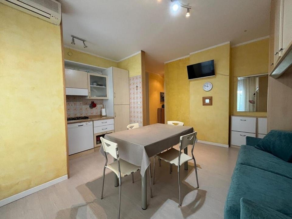 Canaletto - P Milano - Immobil Relax Apartment in Lido di Jesolo