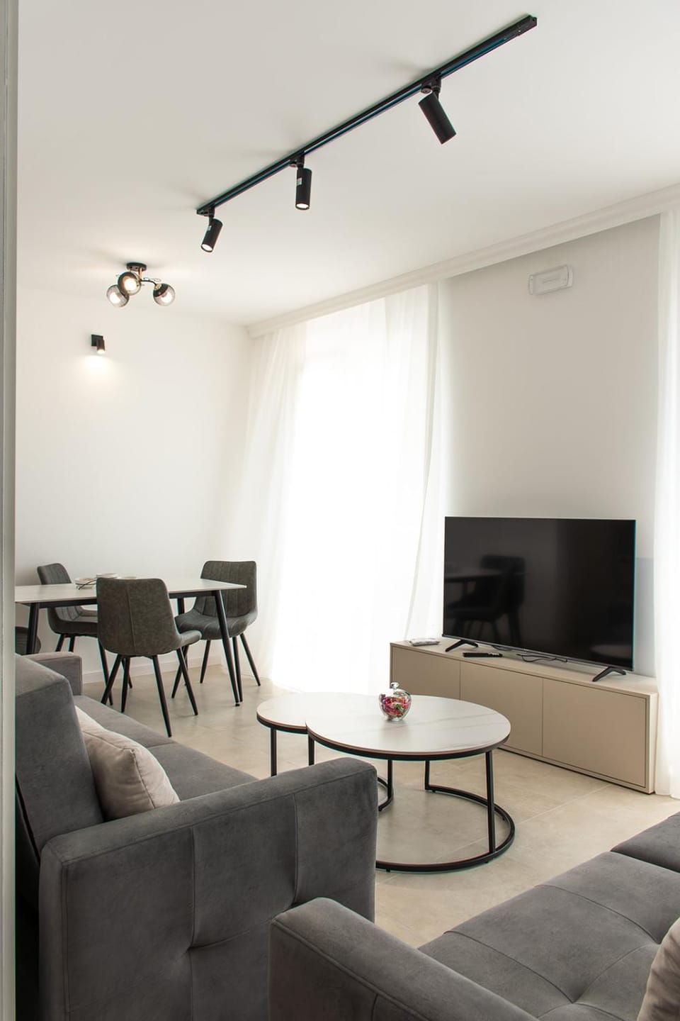 TV and multimedia, Living room, Seating area