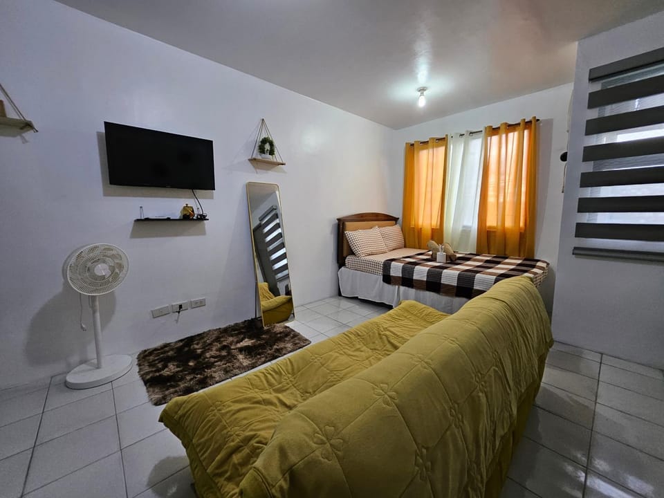 DJ's Staycation Vacation rental in Santa Rosa
