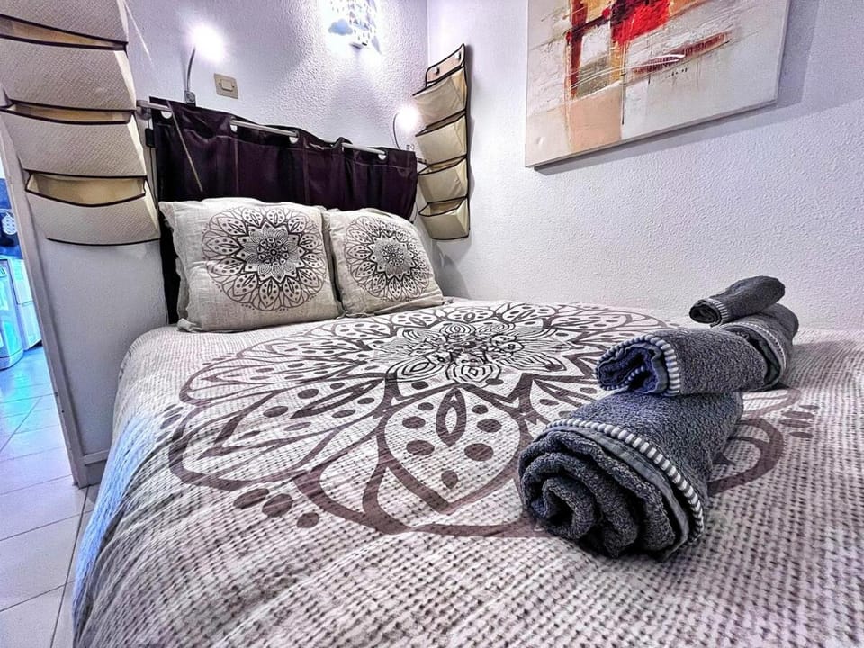 Rez de jardin privatif à 150m de la mer Apartment in Villefranche-sur-Mer