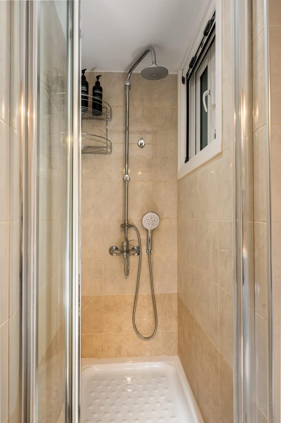 Shower, Bathroom, towels
