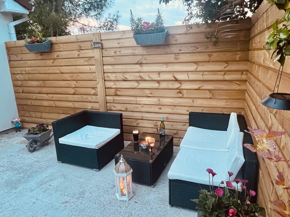 1-Bed Cosy Cottage near Emerald Park - Sleeps 5 House in County Dublin