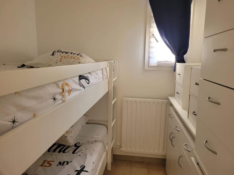 T3 RDJ south, Sea exit from residence Apartment in Saint-Raphael