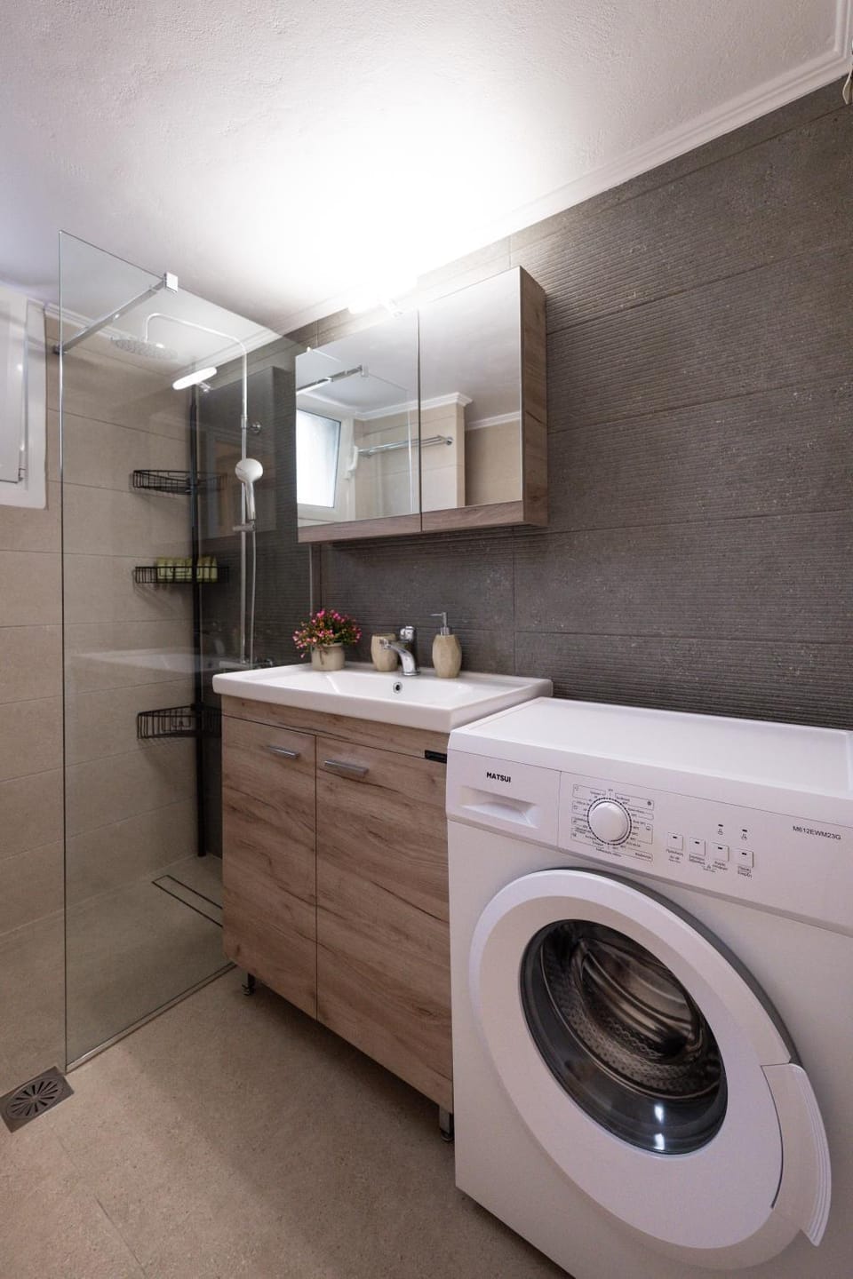 Shower, Bathroom, washing machine