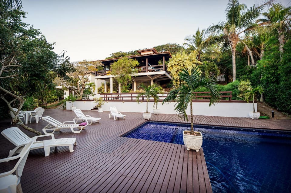 House Ferradura Azul Bed and Breakfast in Armacao dos Buzios