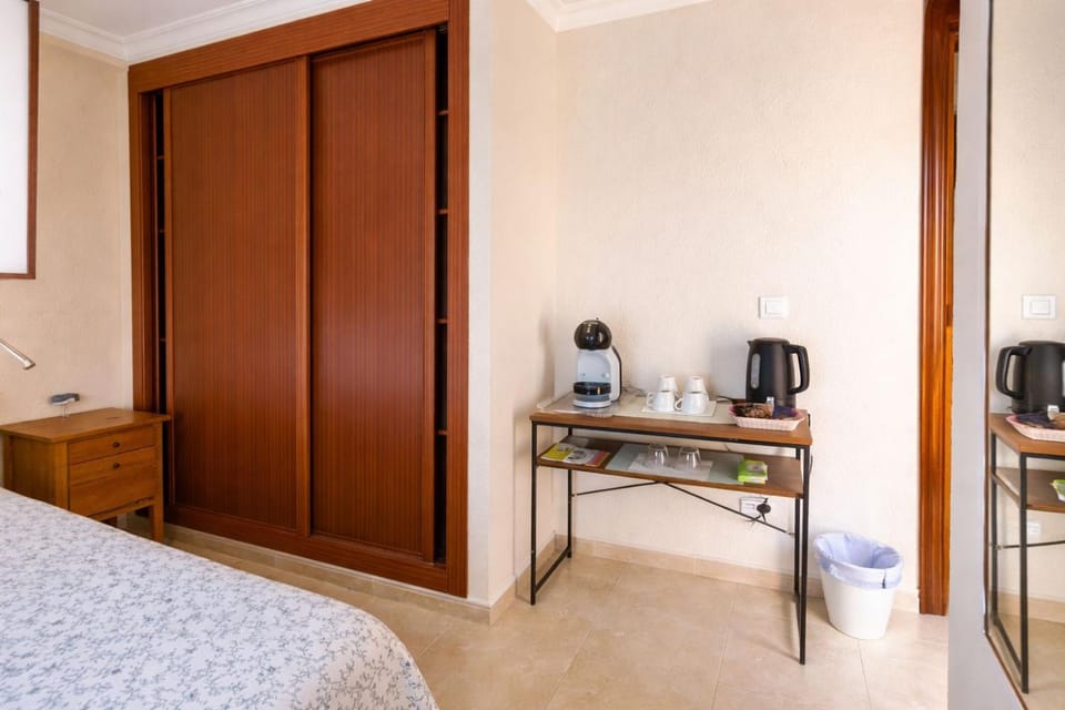 Habitación Conde Mar - Terraza y baño privado en Casa Particular Vacation rental in Ayamonte