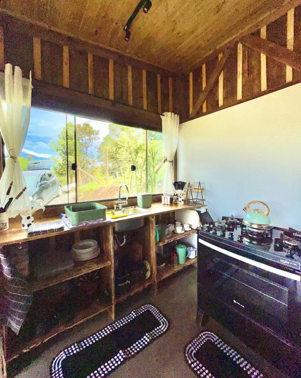 Rancho Capivari 2 - Cabana nas montanhas House in State of Paraná