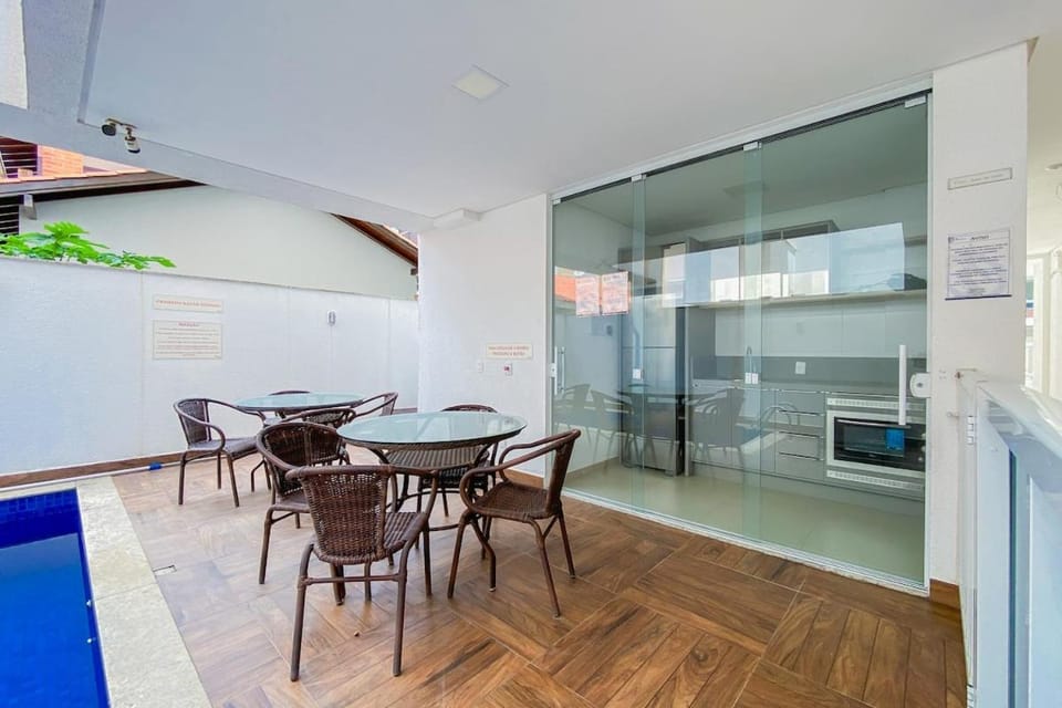 A poucos passos da Praia de Palmas a 200m - 0107 Apartment in Florianopolis