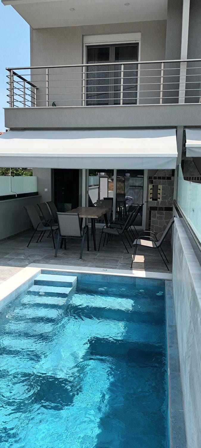 Twins house pool 1 House in Nikiti