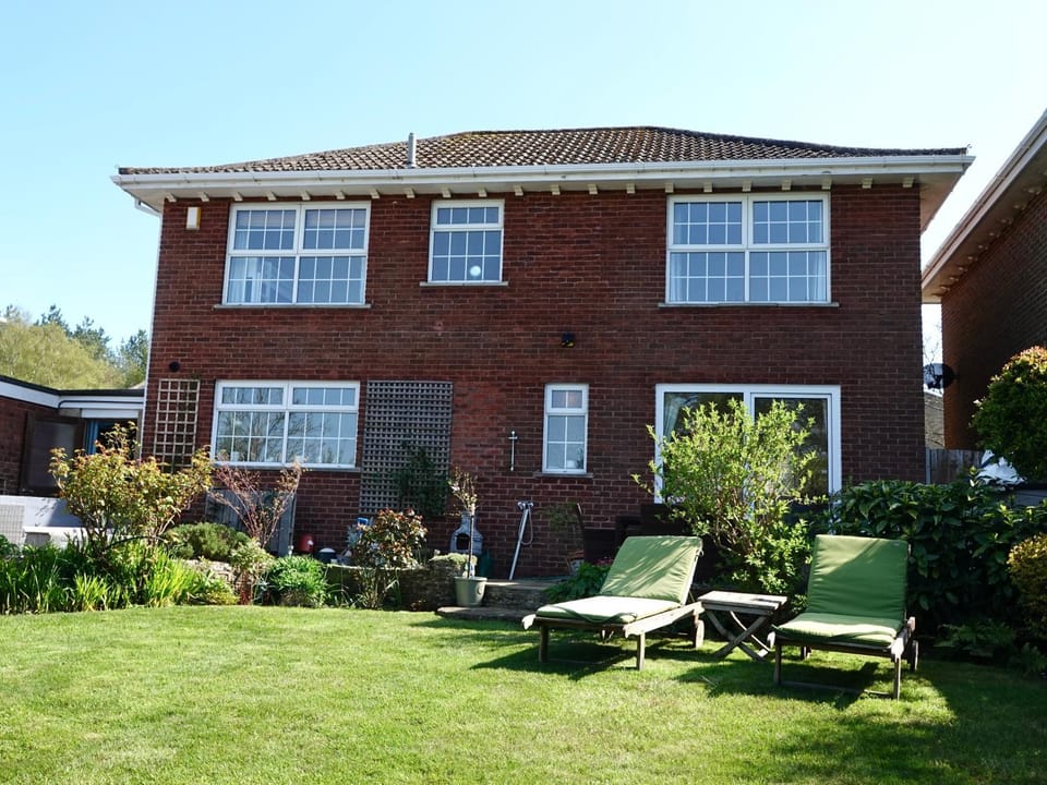 Luxury four bedrooms detached house in Dorset House in East Dorset District