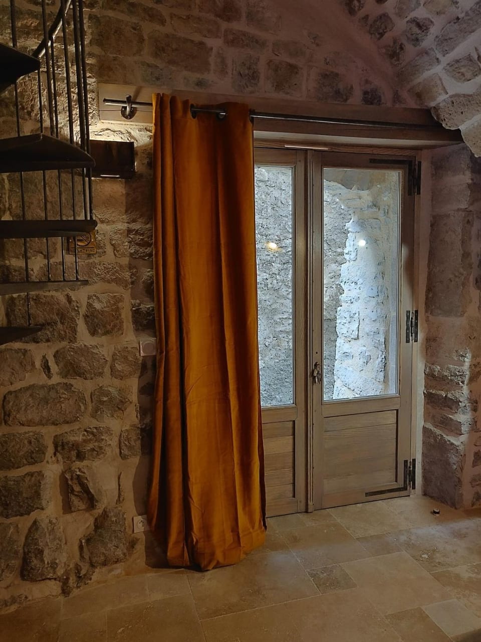 La cave des amoureux Apartment in Provence-Alpes-Côte d'Azur