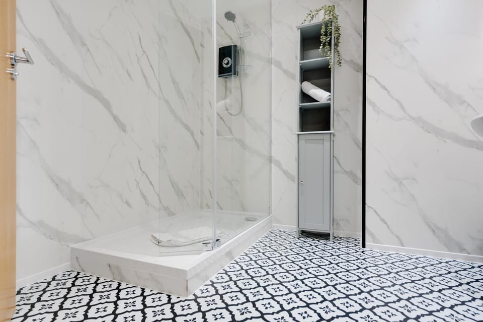 Shower, Bathroom