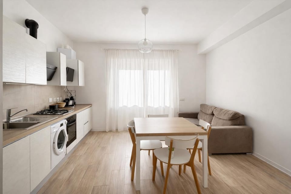 Vatican Luxury 2BR Apartment, Near San Pietro Bed and Breakfast in Rome