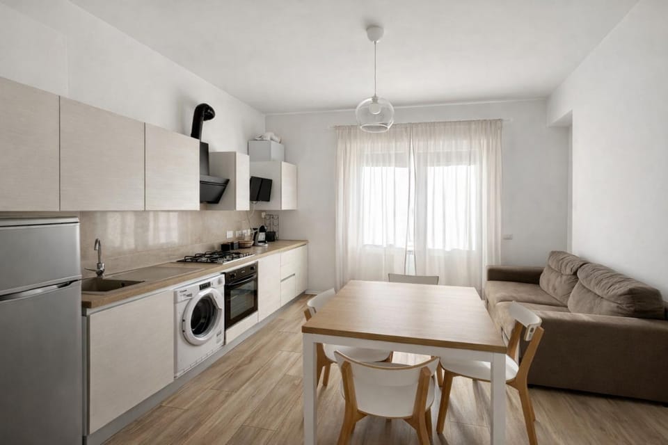 Vatican Luxury 2BR Apartment, Near San Pietro Bed and Breakfast in Rome