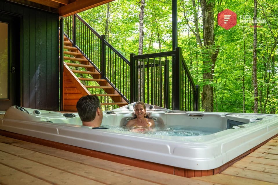Le Bellevue - Chalet avec spa privé TV 65" Sonos à Pont Rouge - Resort près de Québec House in Quebec