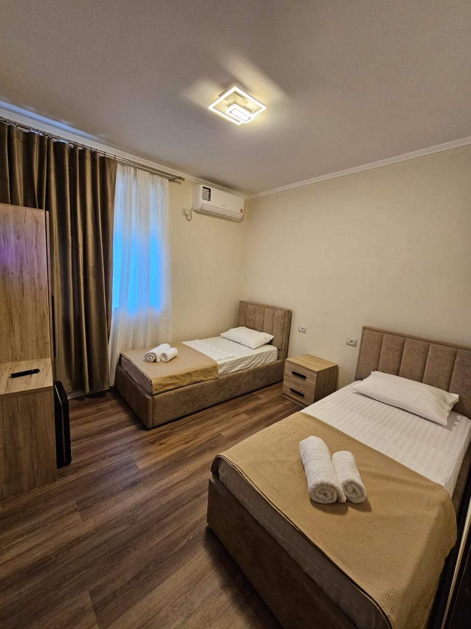 Bazaar Central Rooms Apartment in Vlorë County, Albania