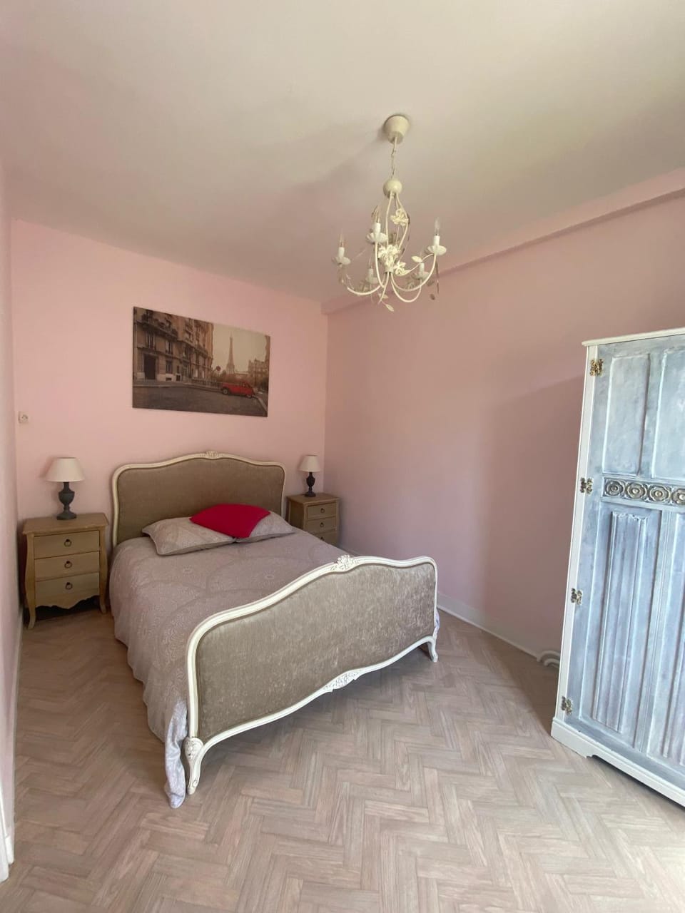 Gite Coccinelle in the medieval town of Confolens Villa in Nouvelle-Aquitaine