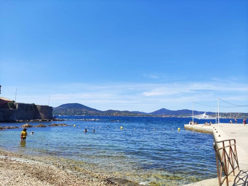 Superb central apartment, air-conditioned, parking Apartment in Saint-Tropez