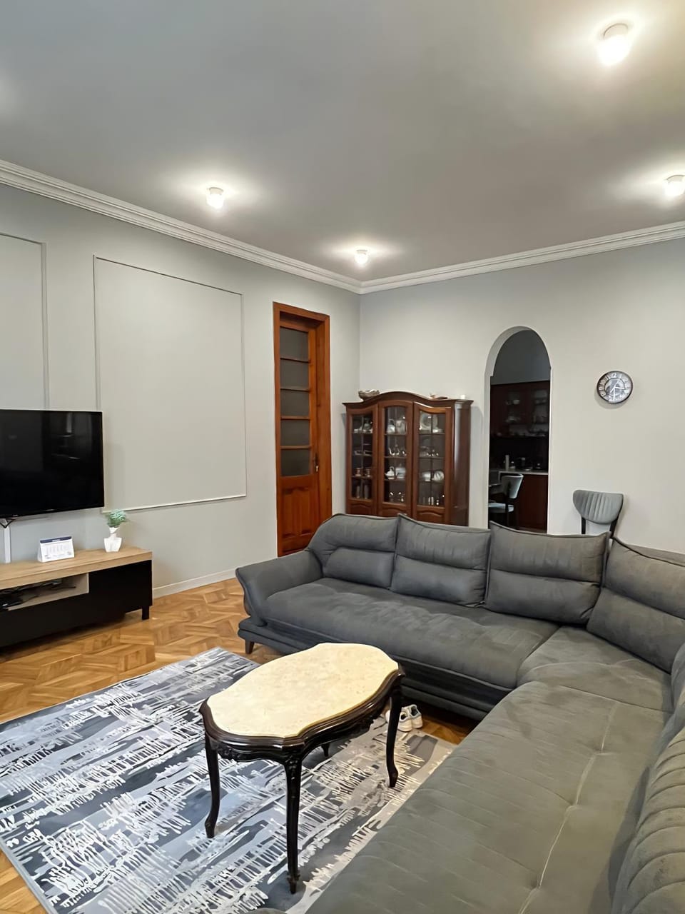 Communal lounge/ TV room, TV and multimedia, Living room, Seating area, Evening entertainment