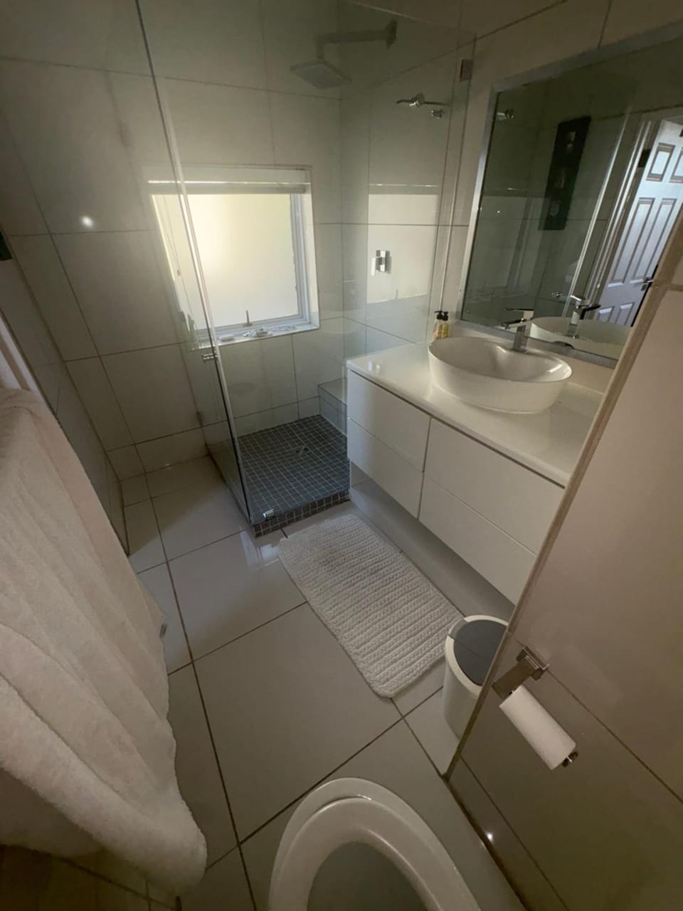 Secure Estate Home with 24 Hour Surveillance Apartment in Sea Point