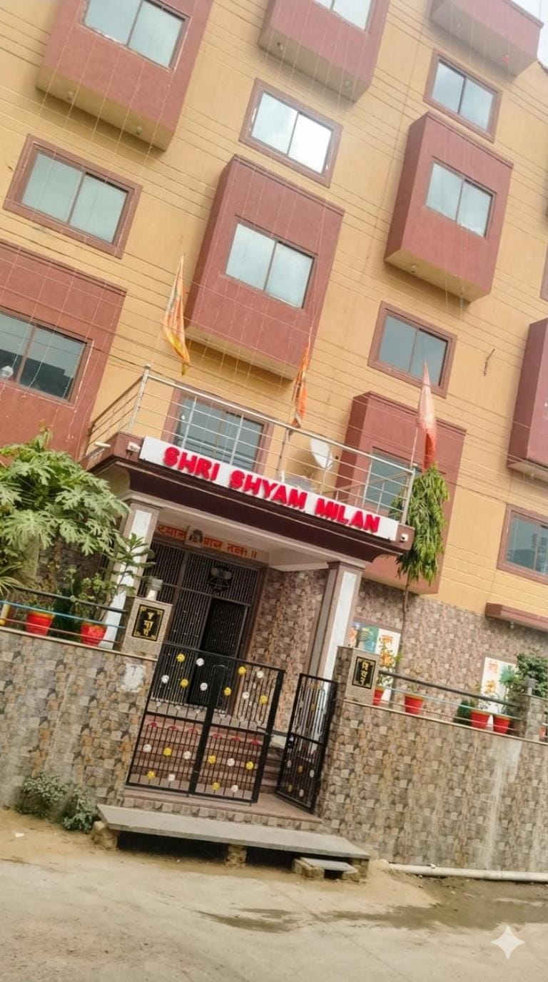 Milan, Khatushyamji Inn in Rajasthan