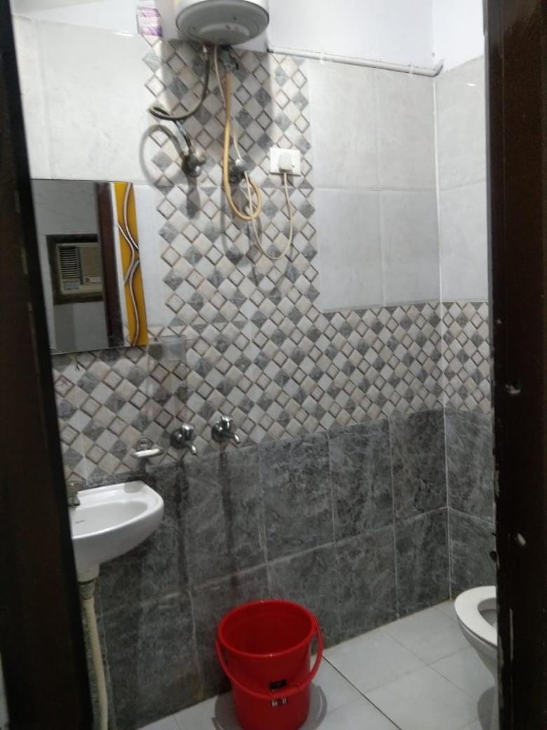 Milan, Khatushyamji Inn in Rajasthan