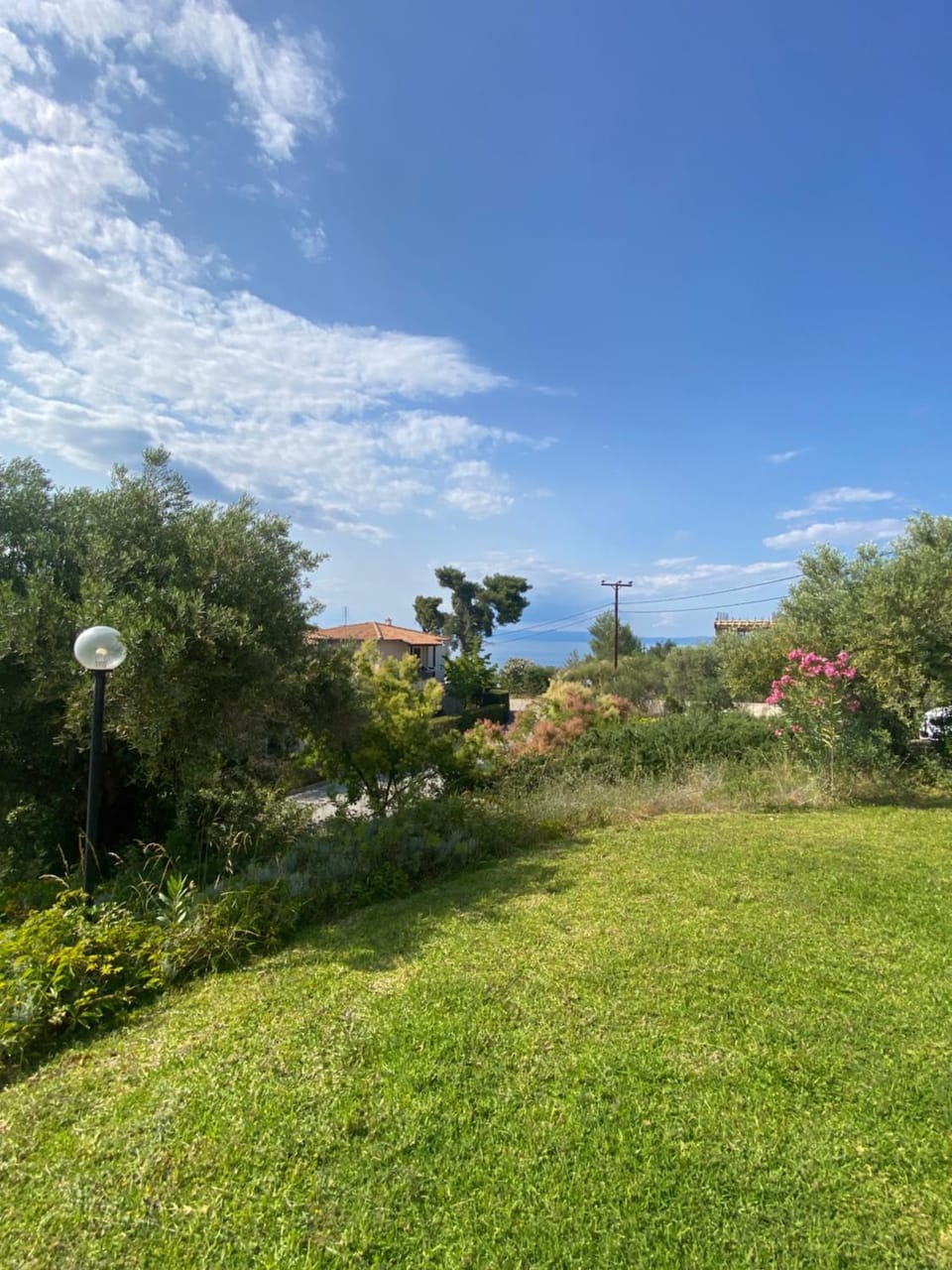 Pefkohori Suits House in Sporades, Greece