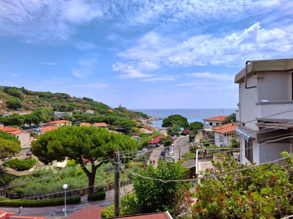 Seating area, Sea view