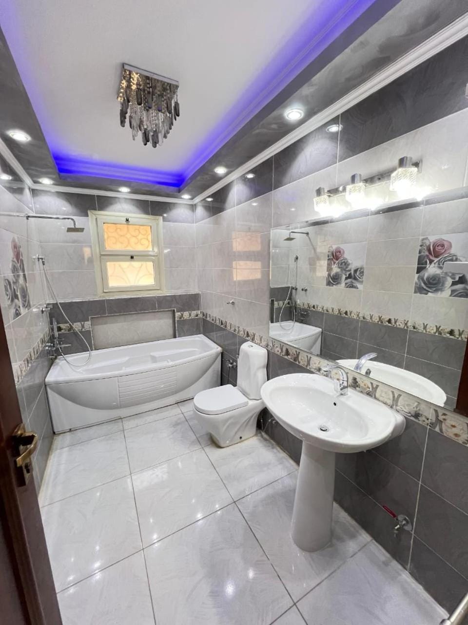 أكتوبر الخمائل Apartment in Egypt