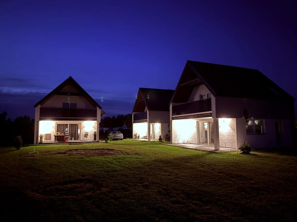 Property building, Night