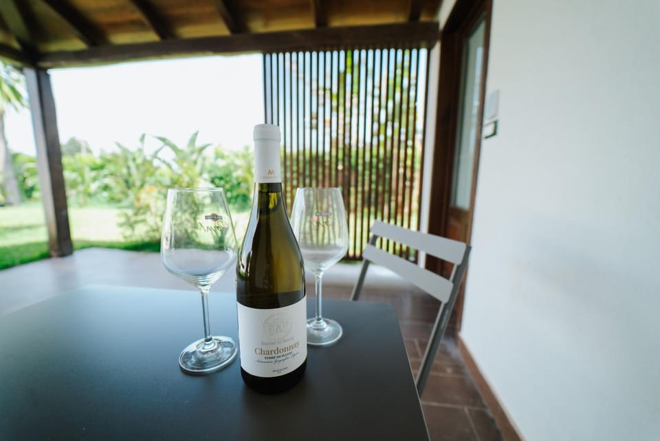 Patio, Patio, View (from property/room), Balcony/Terrace, Food and drinks, Dining area, Drinks, Alcoholic drinks
