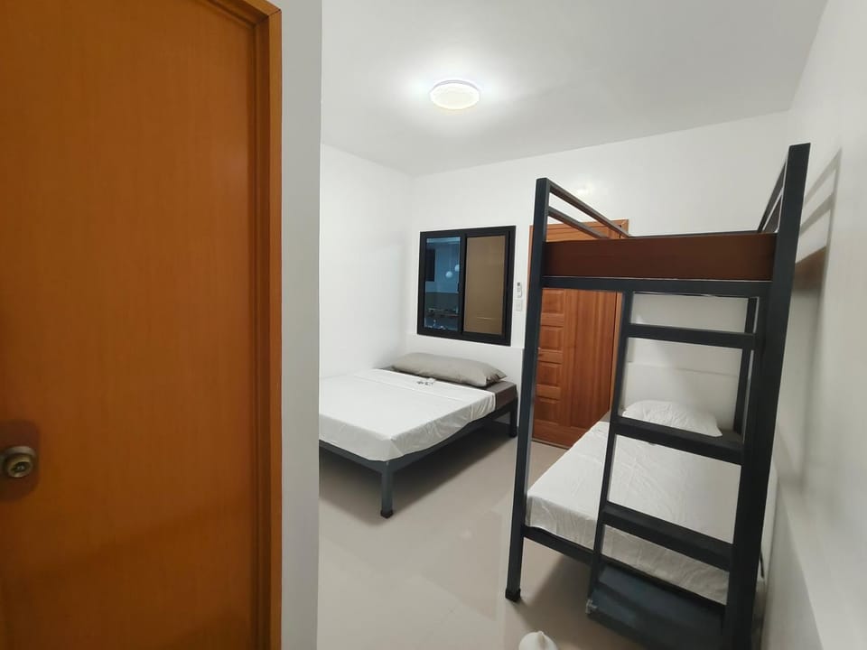 Papong Guest House Bed and Breakfast in Puerto Princesa