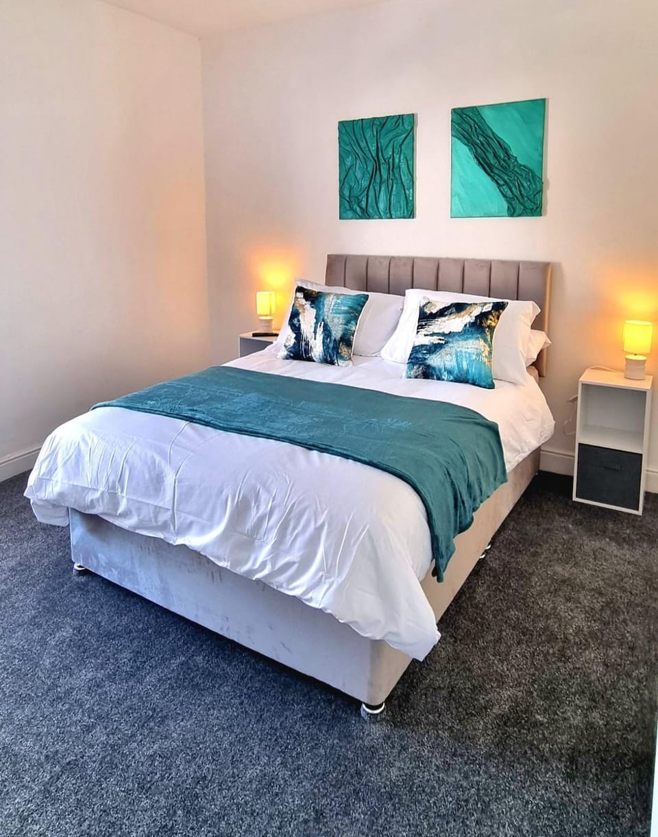 Stunning 2 Bed House, Cleethorpes - Contractors Welcome! Villa in Cleethorpes