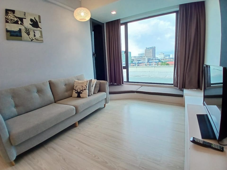 Agrowth at Sky Suites Apartment in Kota Kinabalu