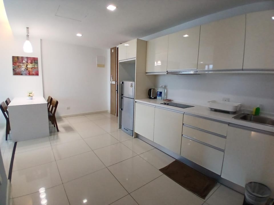 Agrowth at Sky Suites Apartment in Kota Kinabalu