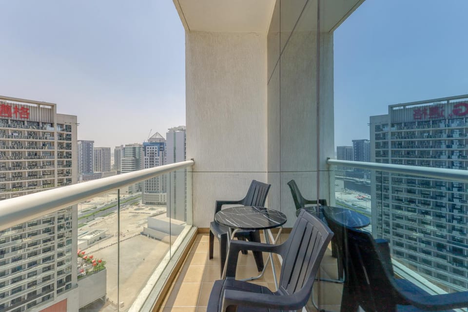 Apartment in Downtown As Dormitory Room for male Apartment in Dubai