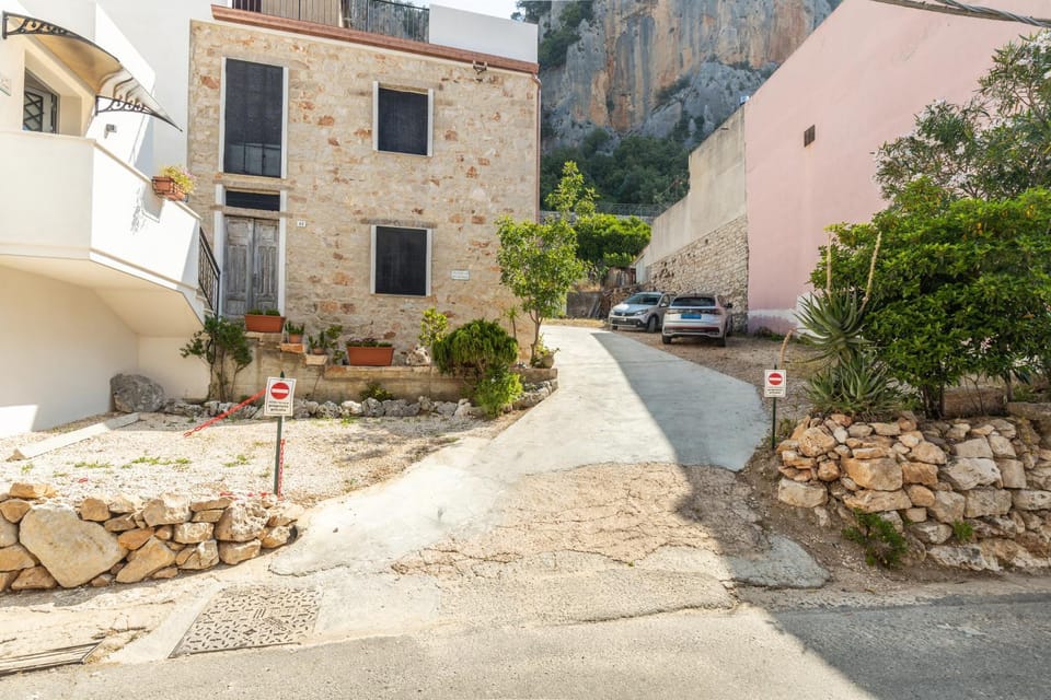 Street view, Parking