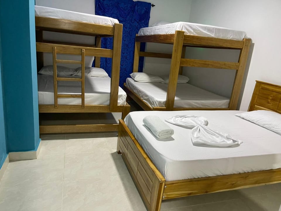 Bed, Photo of the whole room, towels