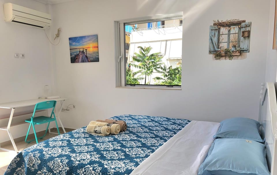 Bed, Bedroom, air conditioner