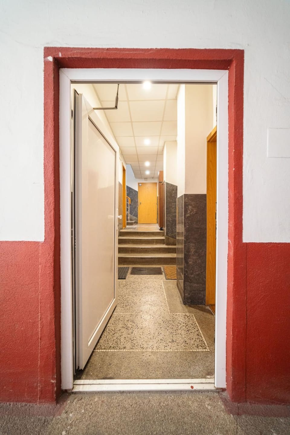 Facade/entrance