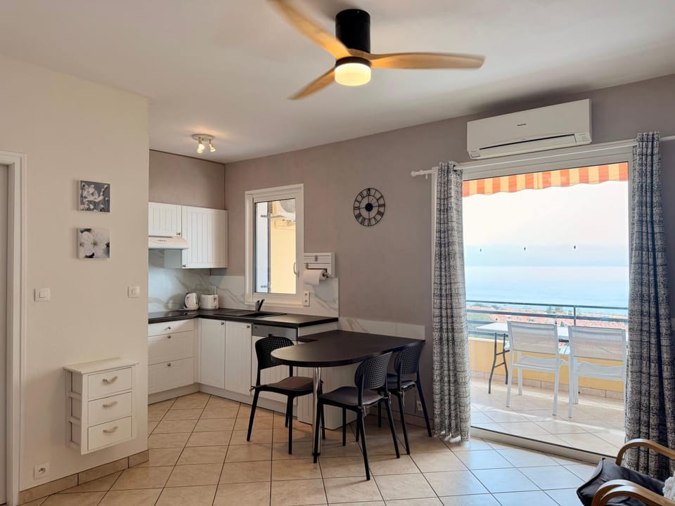 Le petit paradis avec vue mer-route des îles Sanguinaires Apartment in Ajaccio