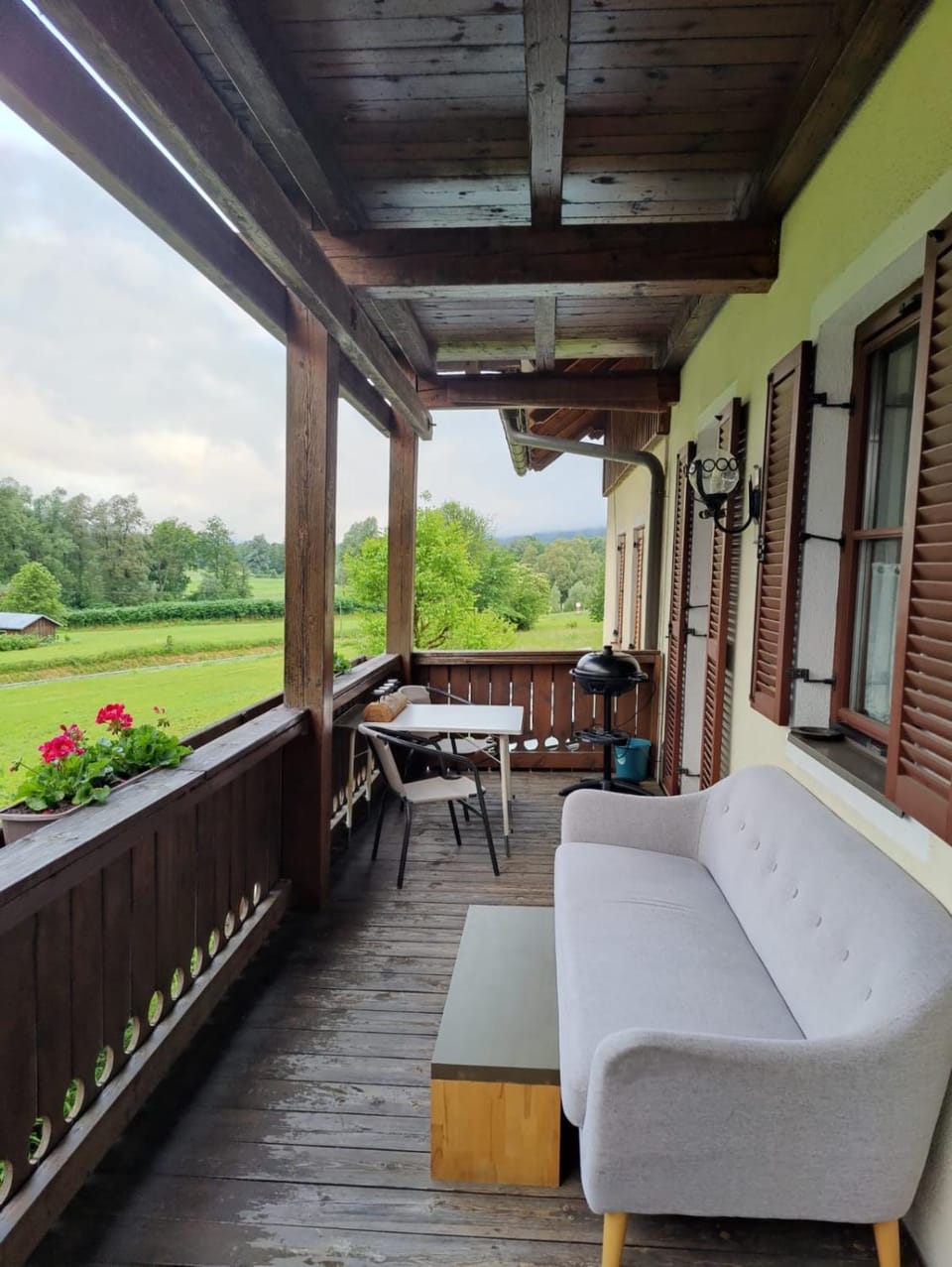 View (from property/room), Balcony/Terrace