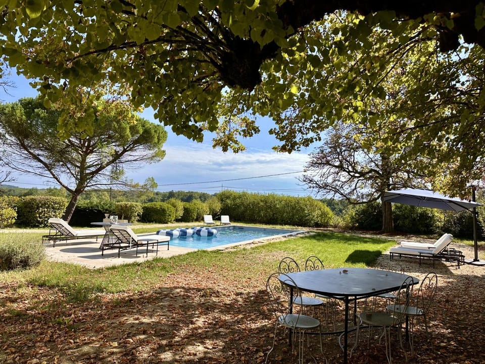 Patio, Day, Natural landscape, Garden, Garden view, Pool view, Swimming pool, sunbed