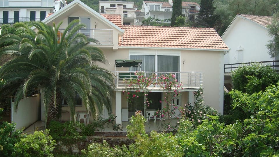 Вилла Natalia Villa in Kotor Municipality
