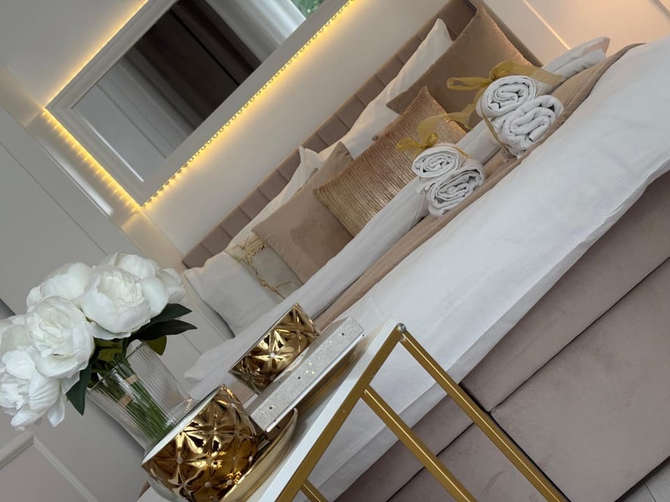 Latte apart studio z tarasem blisko Stare Miasto Apartment in Poland