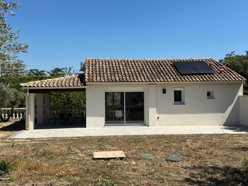 Maison pour 4 avec clim et parking House in Villeneuve-lès-Avignon