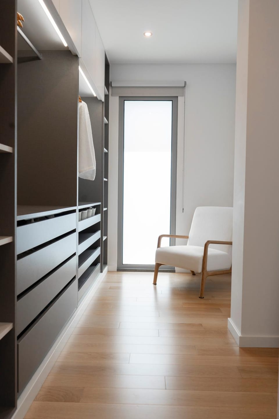 Seating area, wardrobe