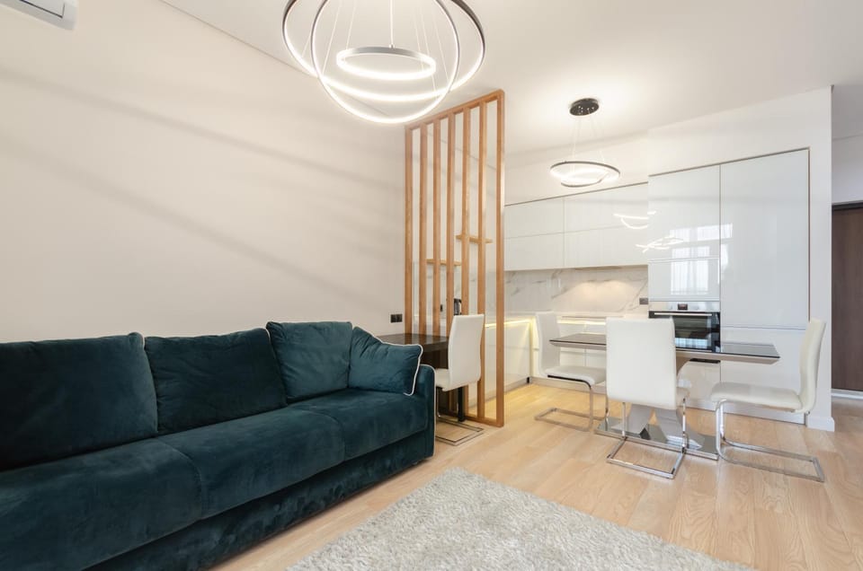 Living room, Seating area, Dining area, air conditioner